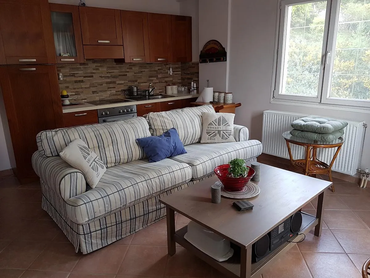 Santafemia Apartment Agia Efimia